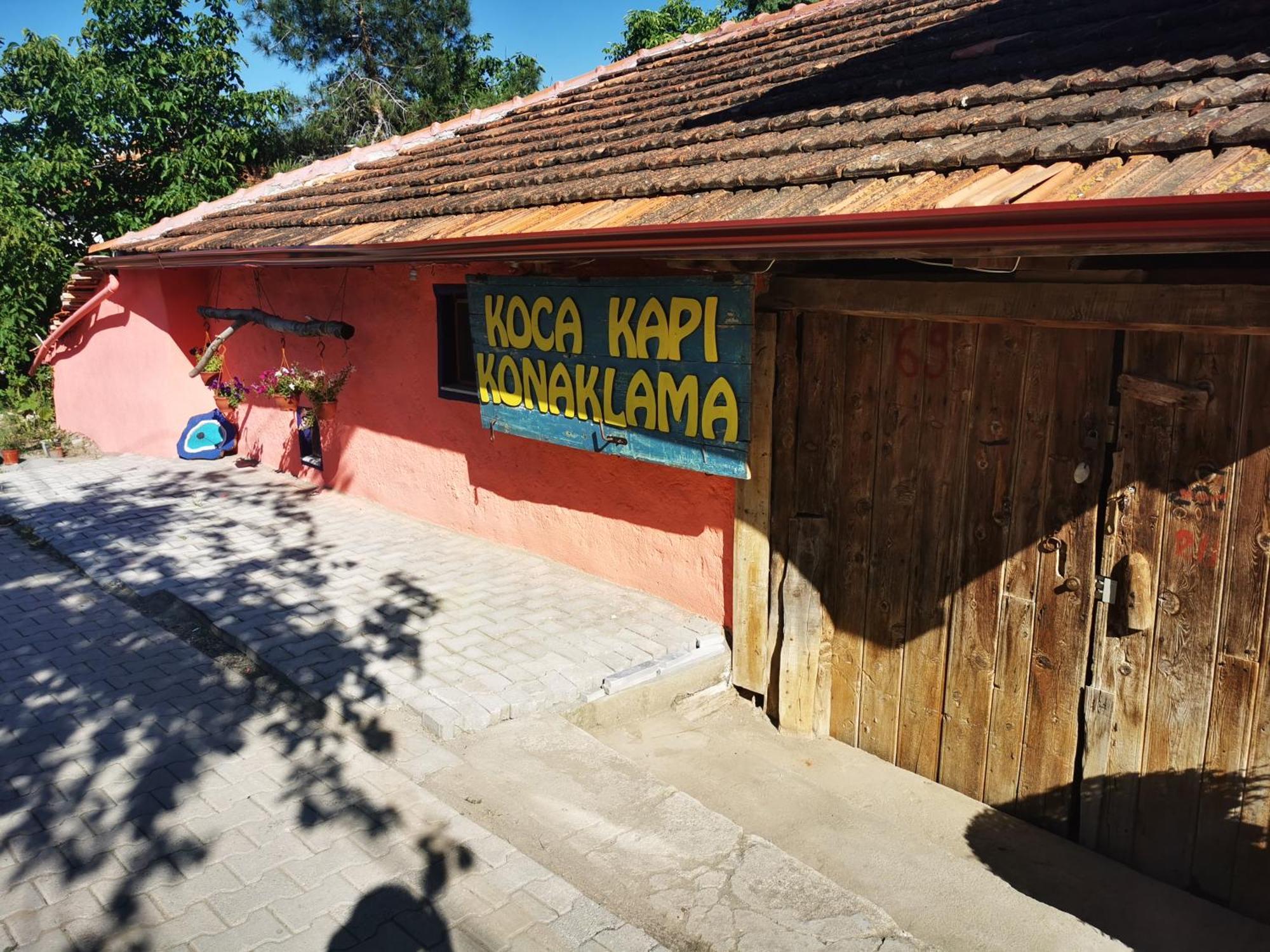 Salda Goelue Koca Kapi Konaklama Yesilova  ภายนอก รูปภาพ